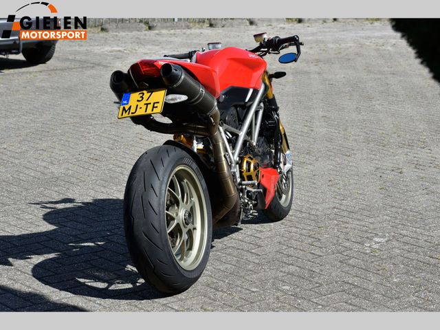 ducati - streetfighter--s-1098