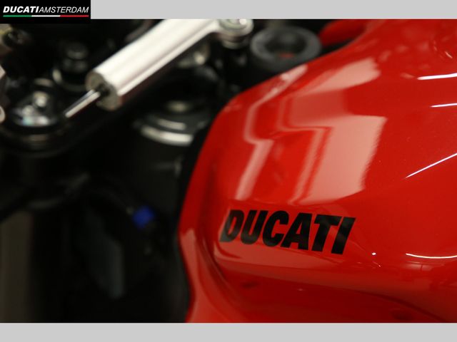 ducati - streetfighter-v2