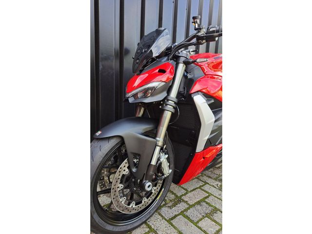 ducati - streetfighter-v2