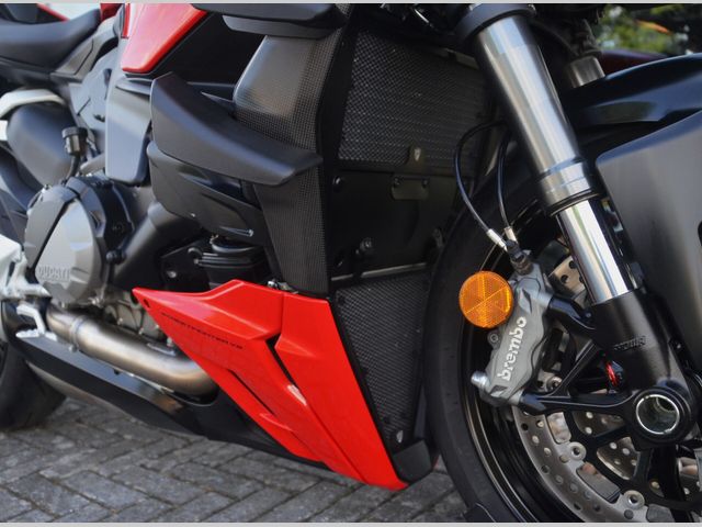 ducati - streetfighter-v2