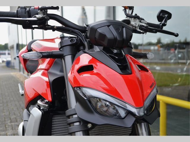 ducati - streetfighter-v2