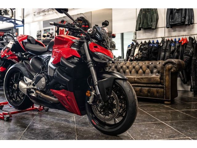 ducati - streetfighter-v2