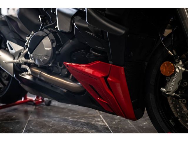 ducati - streetfighter-v2