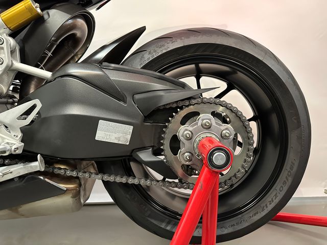 ducati - streetfighter-v2