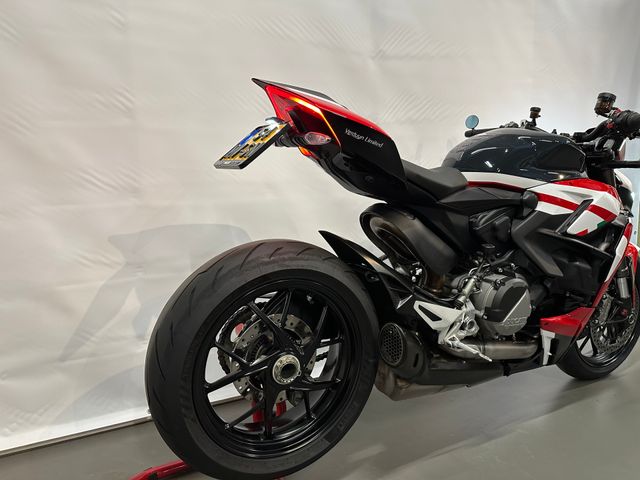 ducati - streetfighter-v2