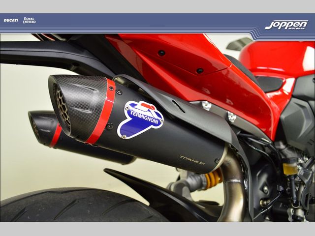ducati - streetfighter-v2