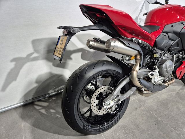 ducati - streetfighter-v2