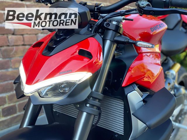 ducati - streetfighter-v2
