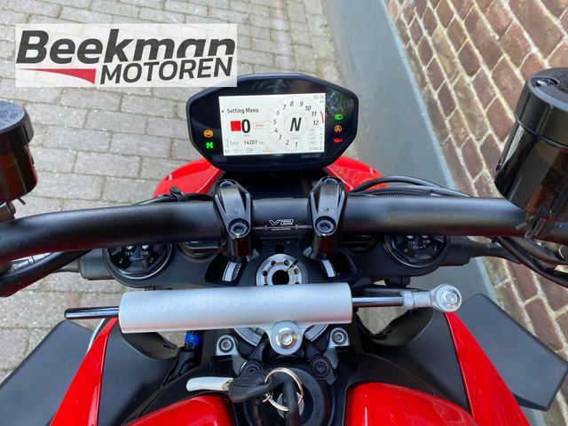 ducati - streetfighter-v2