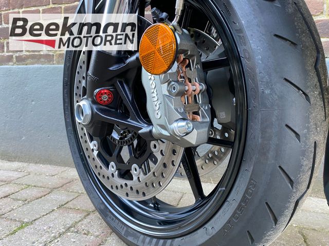 ducati - streetfighter-v2