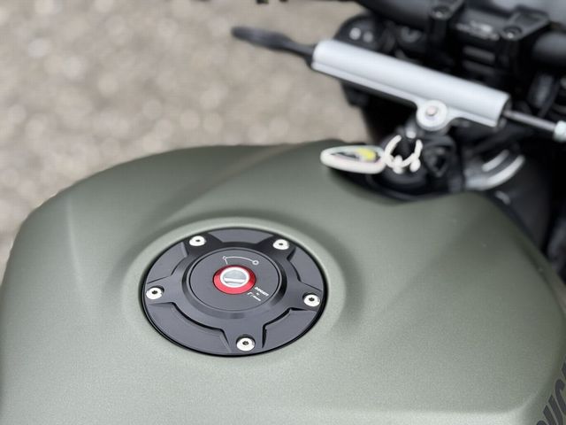 ducati - streetfighter-v2