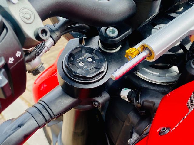 ducati - streetfighter-v4