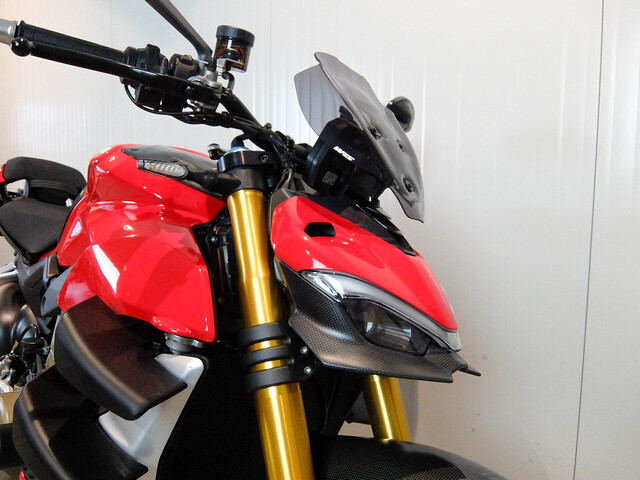 ducati - streetfighter-v4