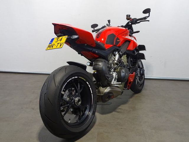 ducati - streetfighter-v4