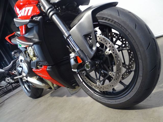 ducati - streetfighter-v4