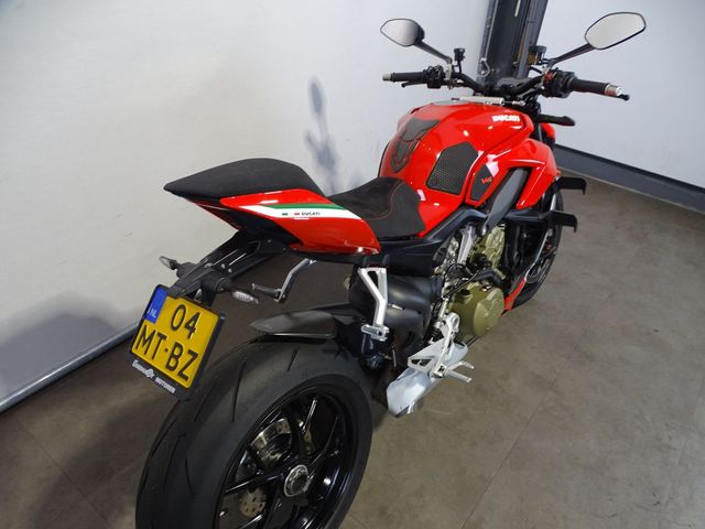 ducati - streetfighter-v4