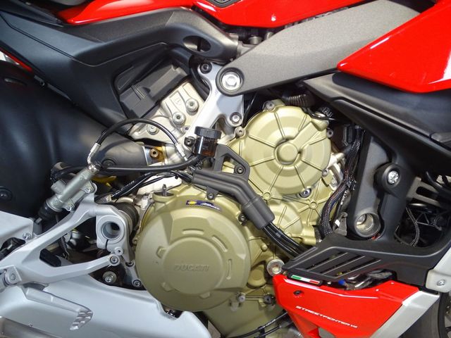 ducati - streetfighter-v4