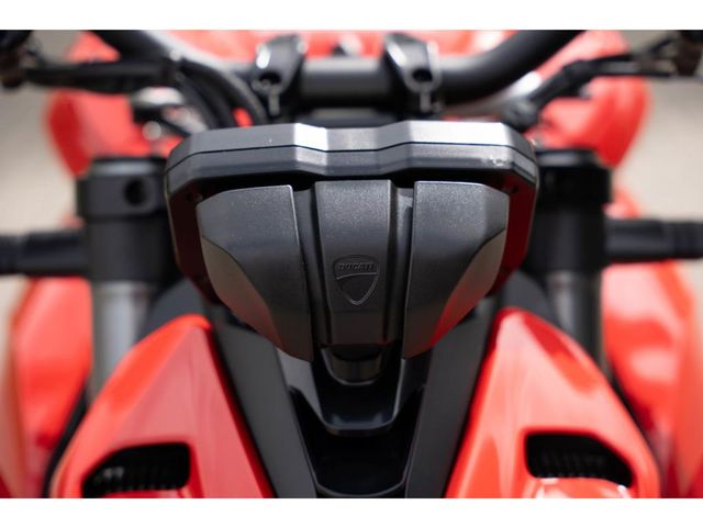 ducati - streetfighter-v4