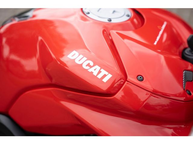 ducati - streetfighter-v4