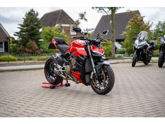 ducati - streetfighter-v4