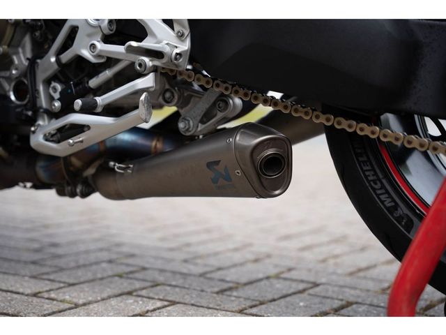 ducati - streetfighter-v4