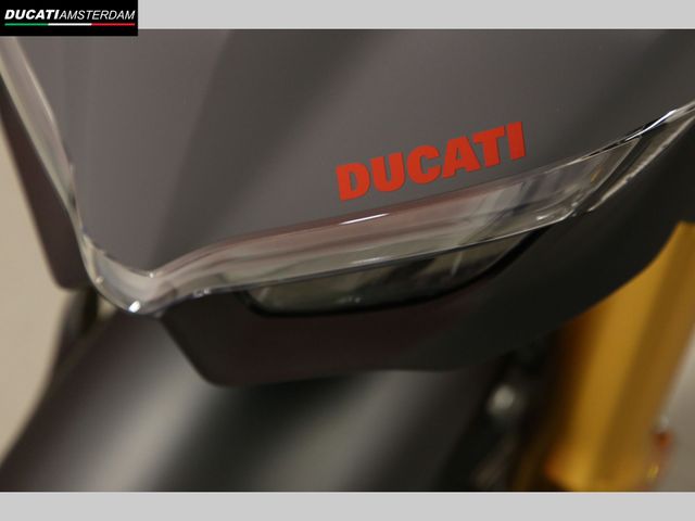 ducati - streetfighter-v4s