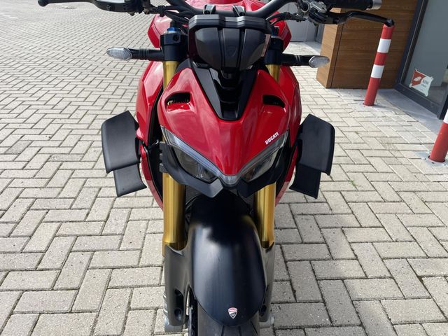 ducati - streetfighter-v4s