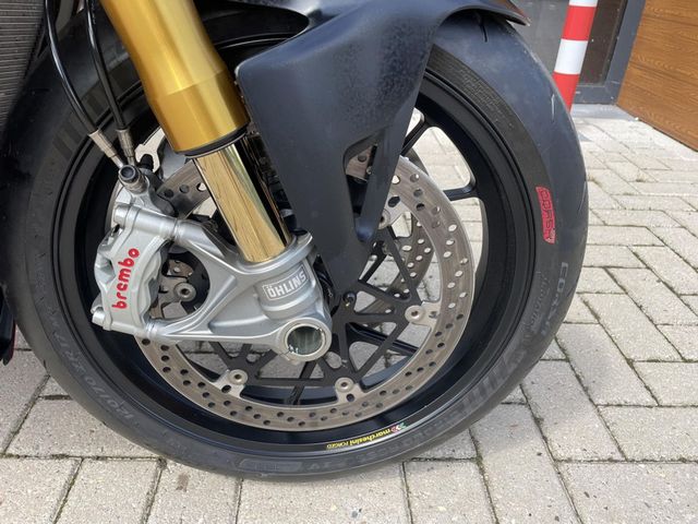 ducati - streetfighter-v4s