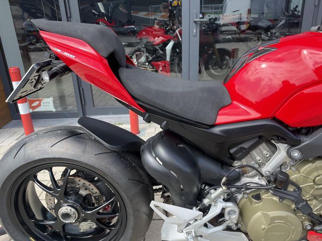 ducati - streetfighter-v4s