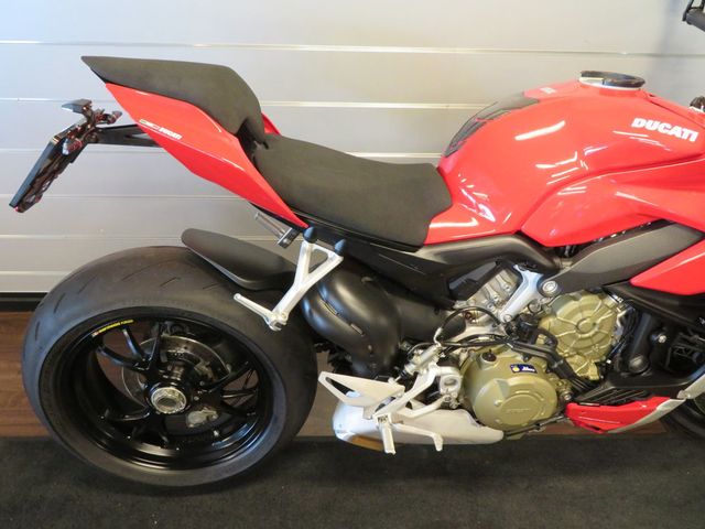 ducati - streetfighter-v4s