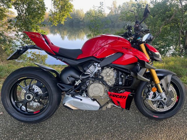 ducati - streetfighter-v4s