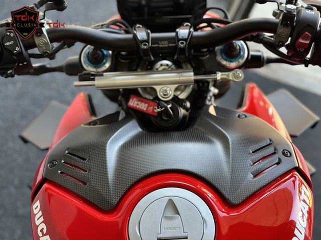 ducati - streetfighter-v4s