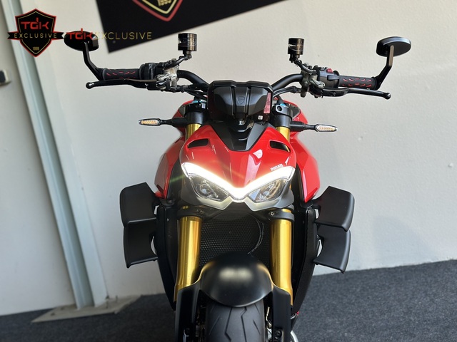 ducati - streetfighter-v4s