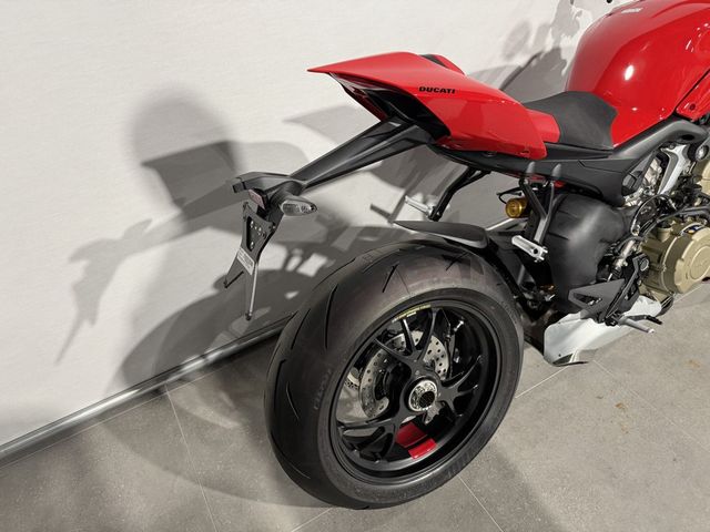 ducati - streetfighter-v4s