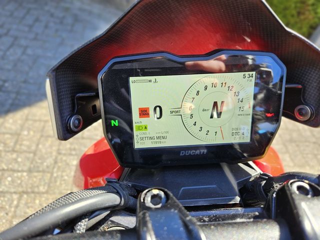 ducati - streetfighter-v4s