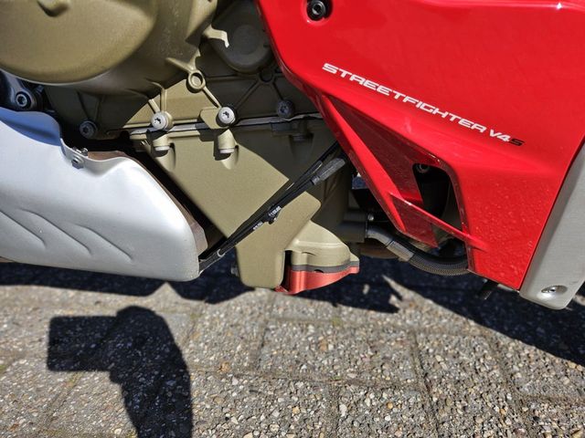ducati - streetfighter-v4s