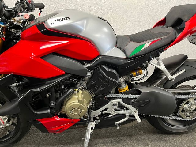 ducati - streetfighter-v4s