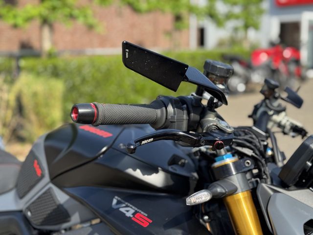 ducati - streetfighter-v4s