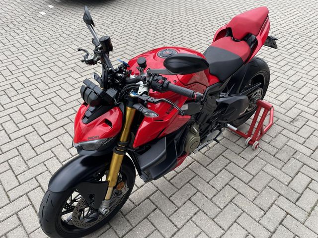ducati - streetfighter-v4s