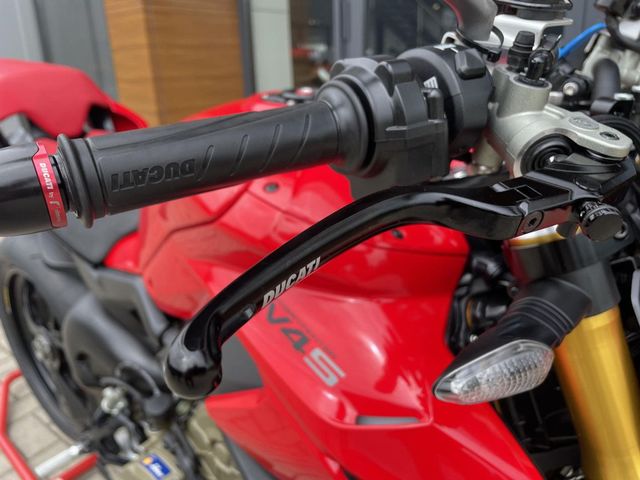 ducati - streetfighter-v4s