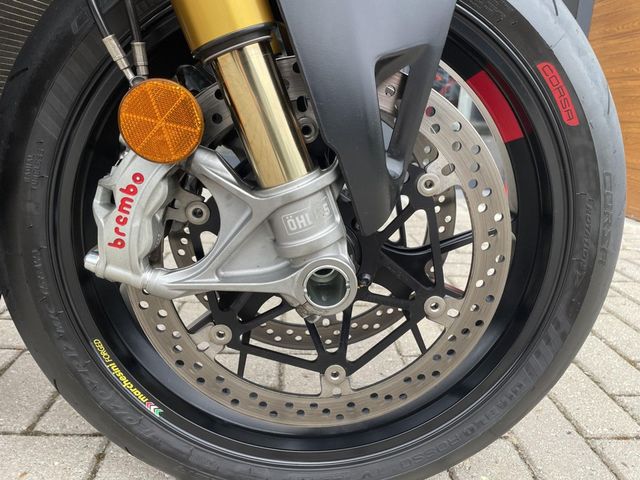 ducati - streetfighter-v4s