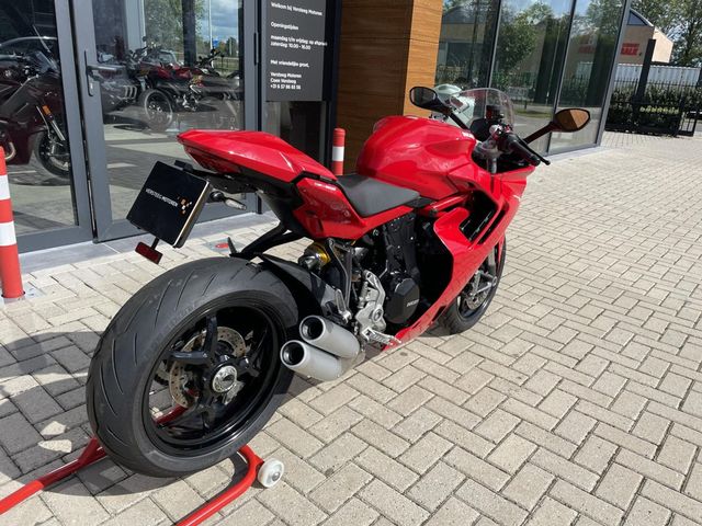 ducati - supersport-950