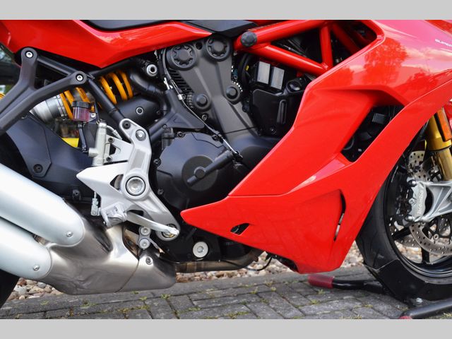 ducati - supersport-950-s
