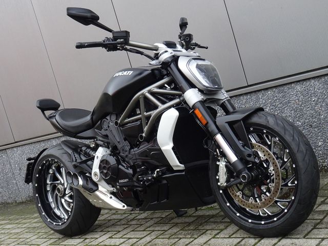 ducati - xdiavel