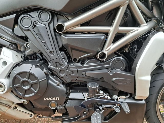 ducati - xdiavel