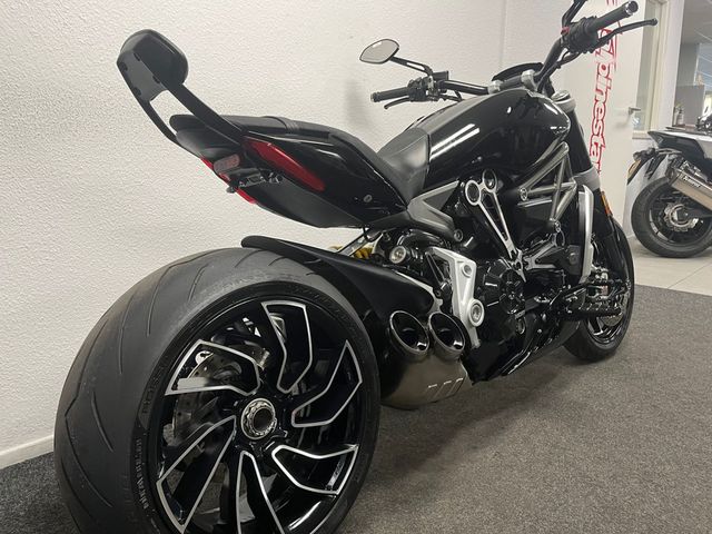 ducati - xdiavel-s