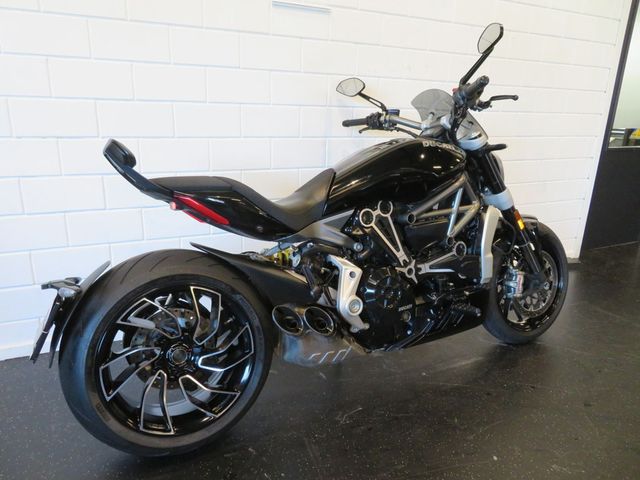 ducati - xdiavel-s