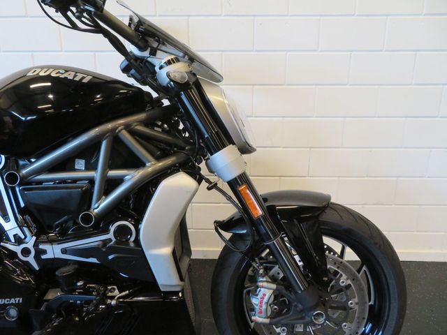 ducati - xdiavel-s