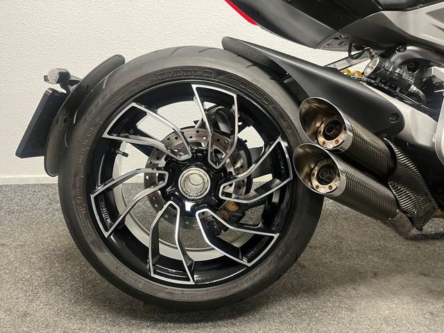 ducati - xdiavel-s