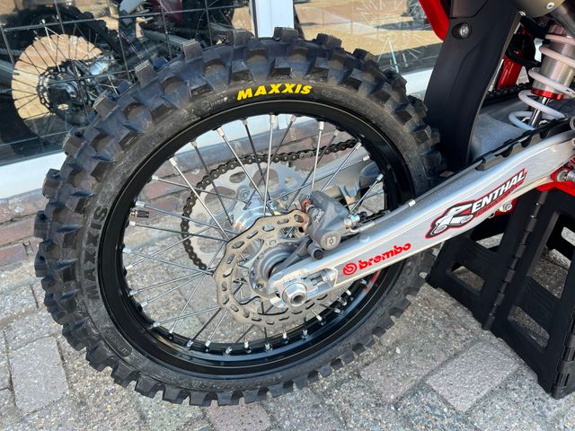 gas-gas - mc-125